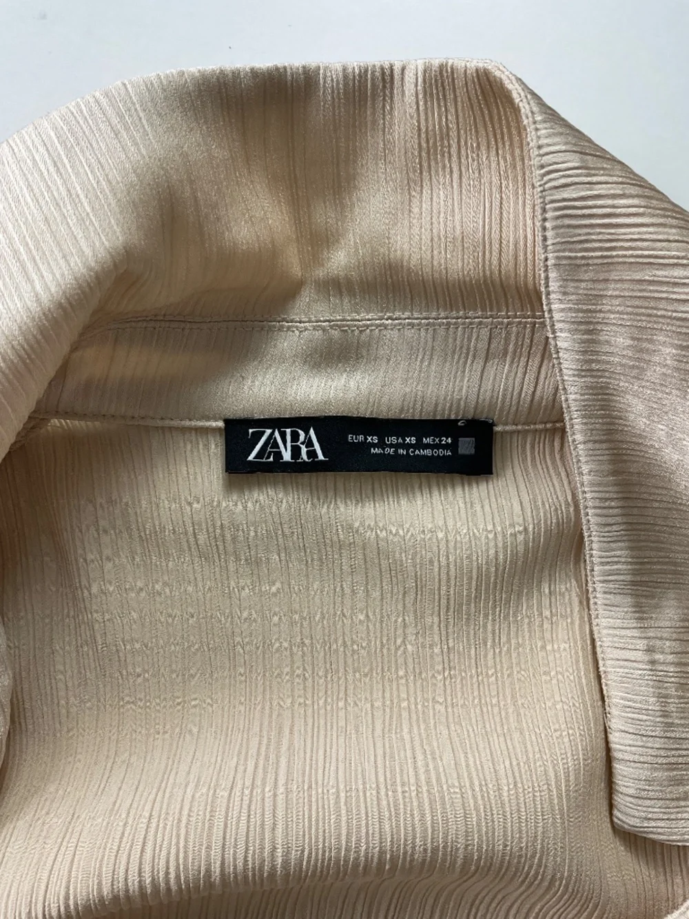 ZARA Oversized Crinkle Blazer - Picture 6 of 10
